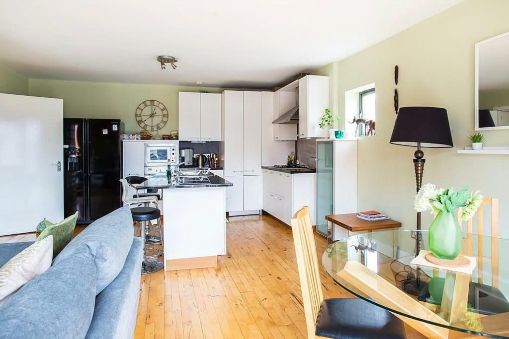 Spacious Belfast City Centre Duplex Apartment Εξωτερικό φωτογραφία
