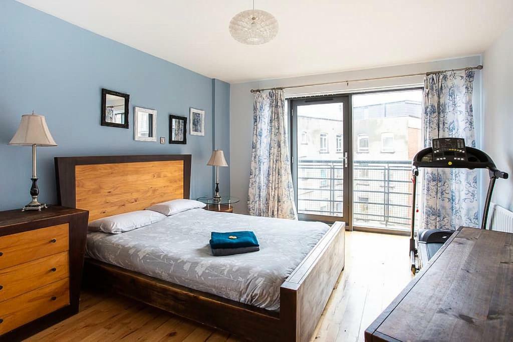 Spacious Belfast City Centre Duplex Apartment Εξωτερικό φωτογραφία